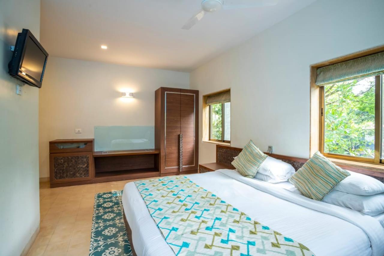 Hotel Holiday Goa Arpora Exterior foto
