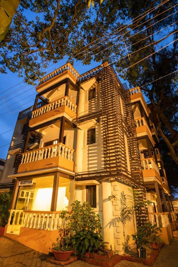 Hotel Holiday Goa Arpora Exterior foto
