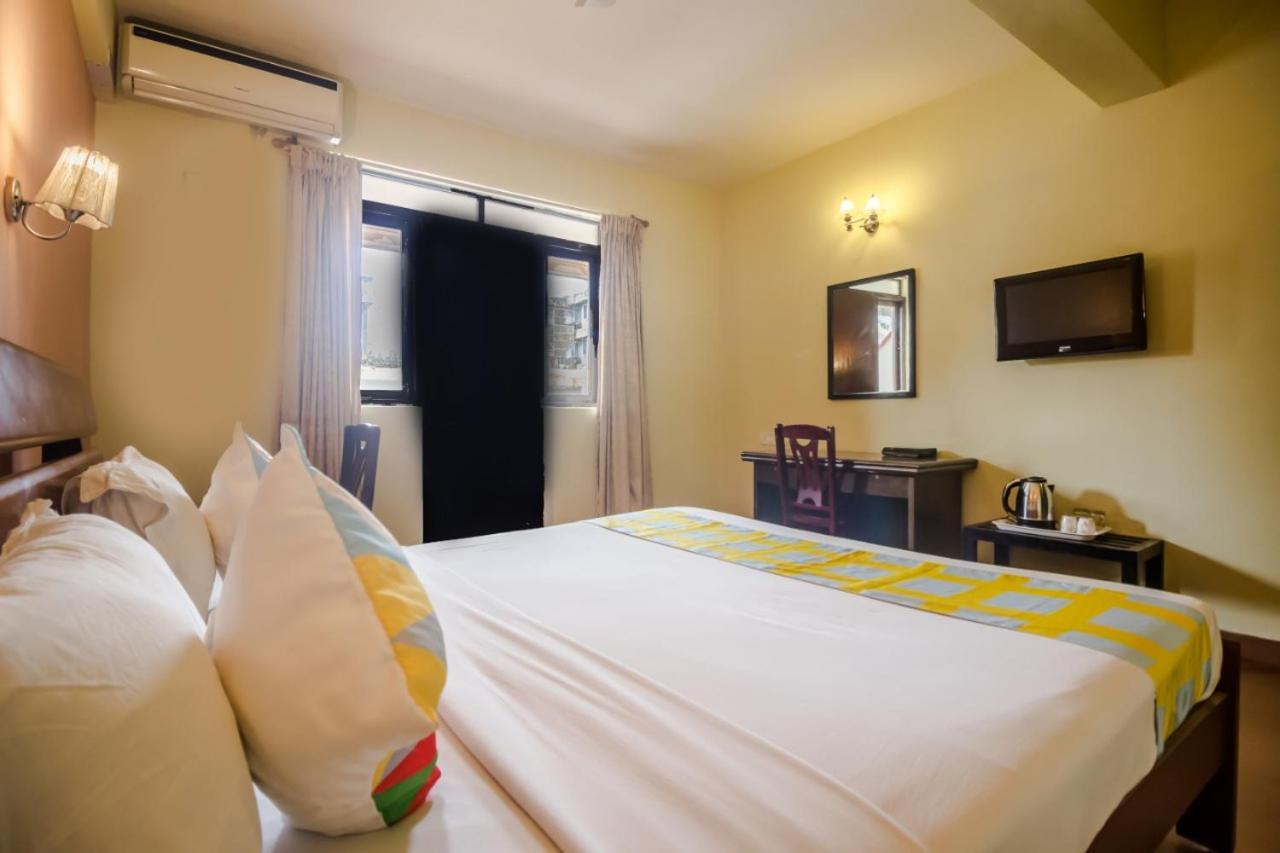 Hotel Holiday Goa Arpora Exterior foto